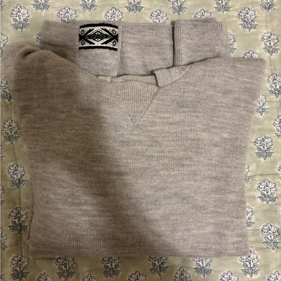 PAKA The Hoodie L - Picture 3 of 5